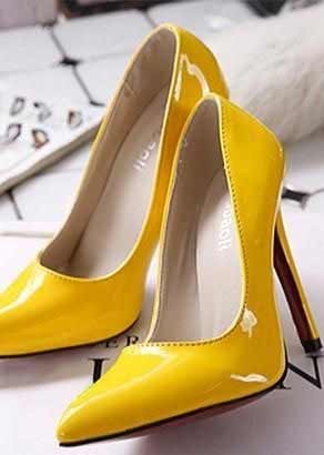 کفش زرد مجلسی